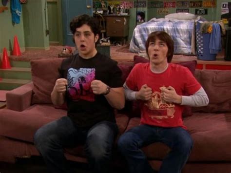 drake and josh couch